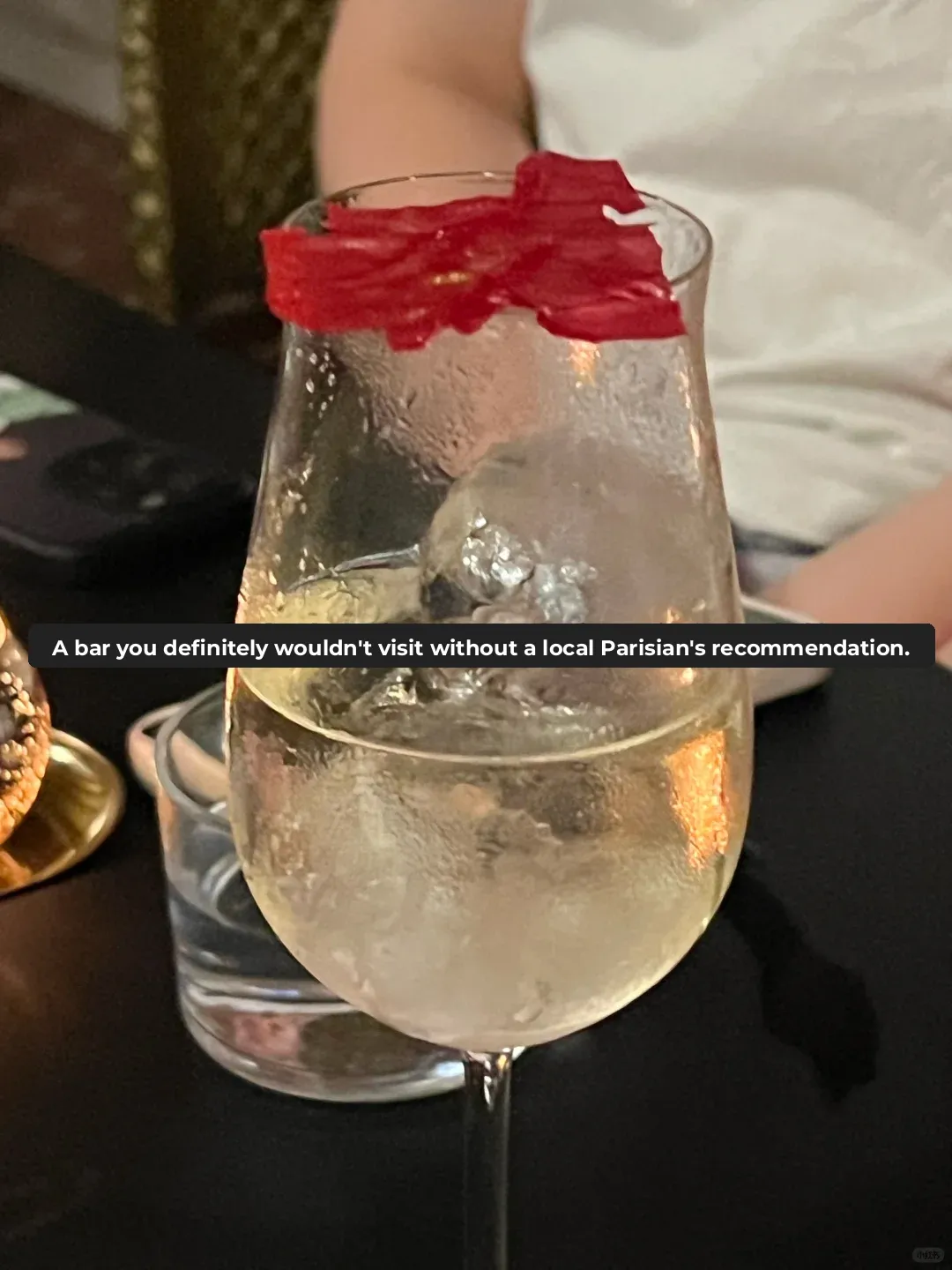 🇫🇷 Without a Parisian local to guide you, you'd never stumble upon this gem!