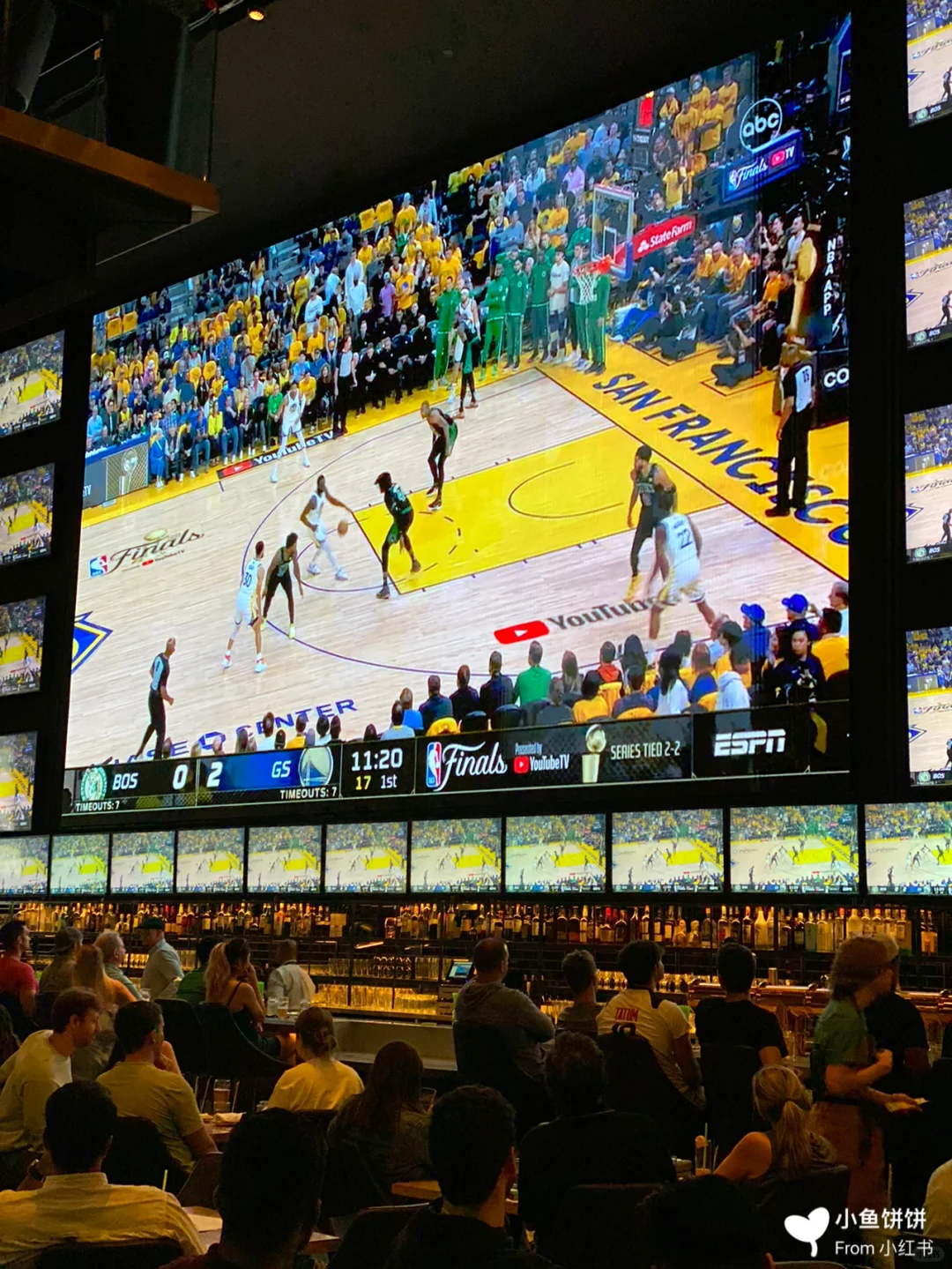 Best Sports Bars in Boston for Watching Games 🍺 Huge LED Screens‼️