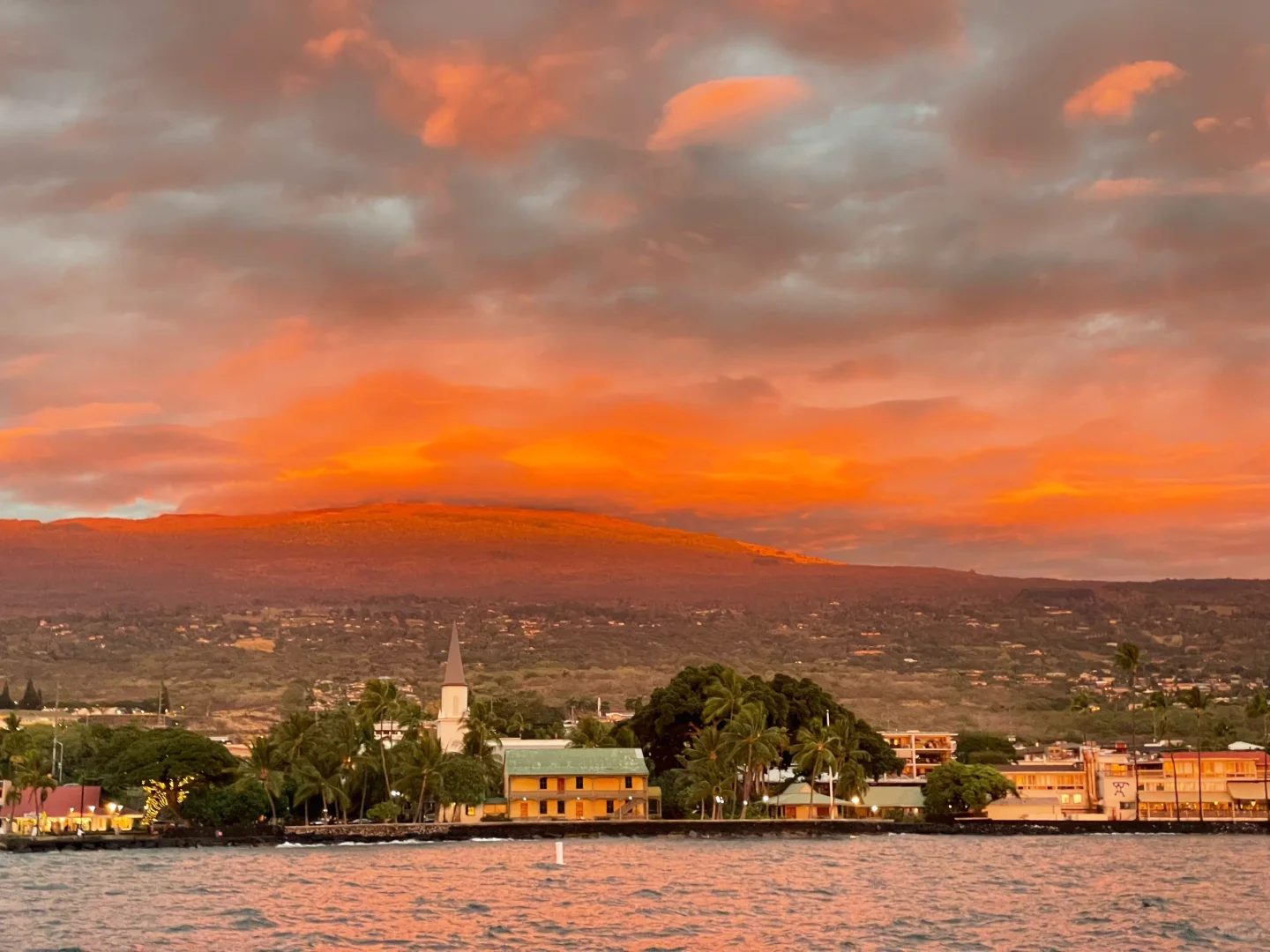 Stunning Sunset on Hawaii's Big Island 🌄 Pretending to Witness a Volcanic Eruption