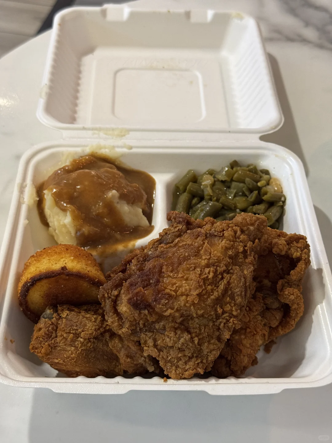 Fried Chicken at Atlanta Airport 🍗