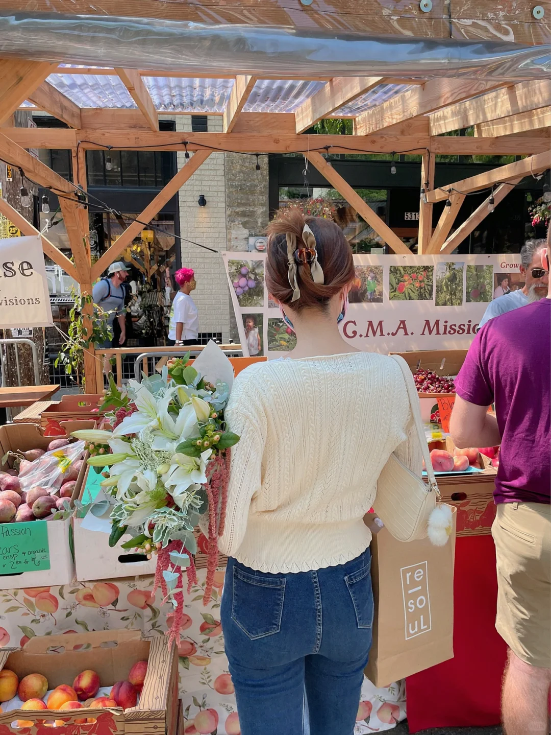 Seattle's Adorable Farmer's Market 🌻 Where You Can Pretend You're in France 👒