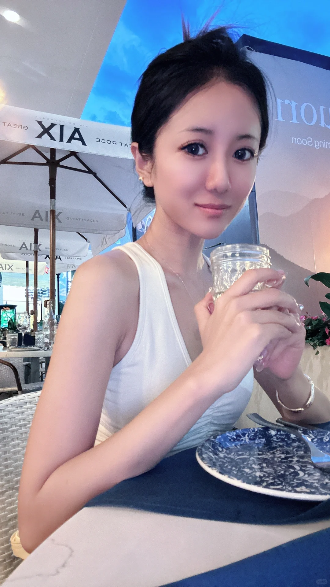 The Hampton Social - Skokie: A Trendy Hotspot in the Northern Suburbs