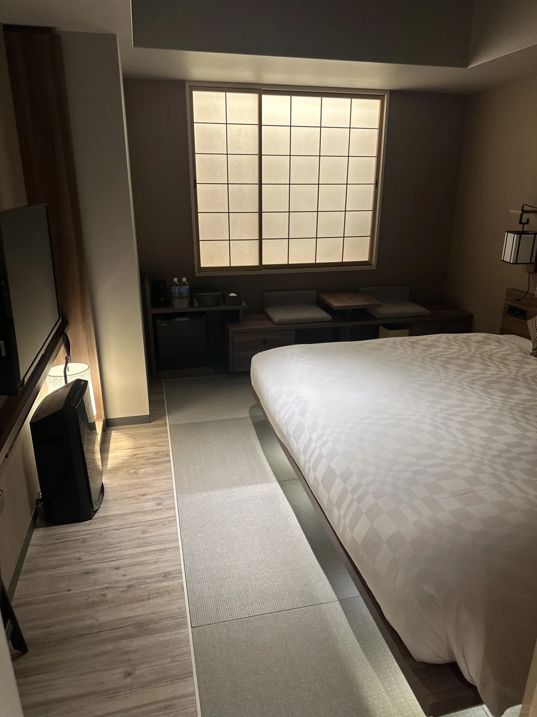 For just over four hundred, I was a total sucker for staying at the station hotel before.