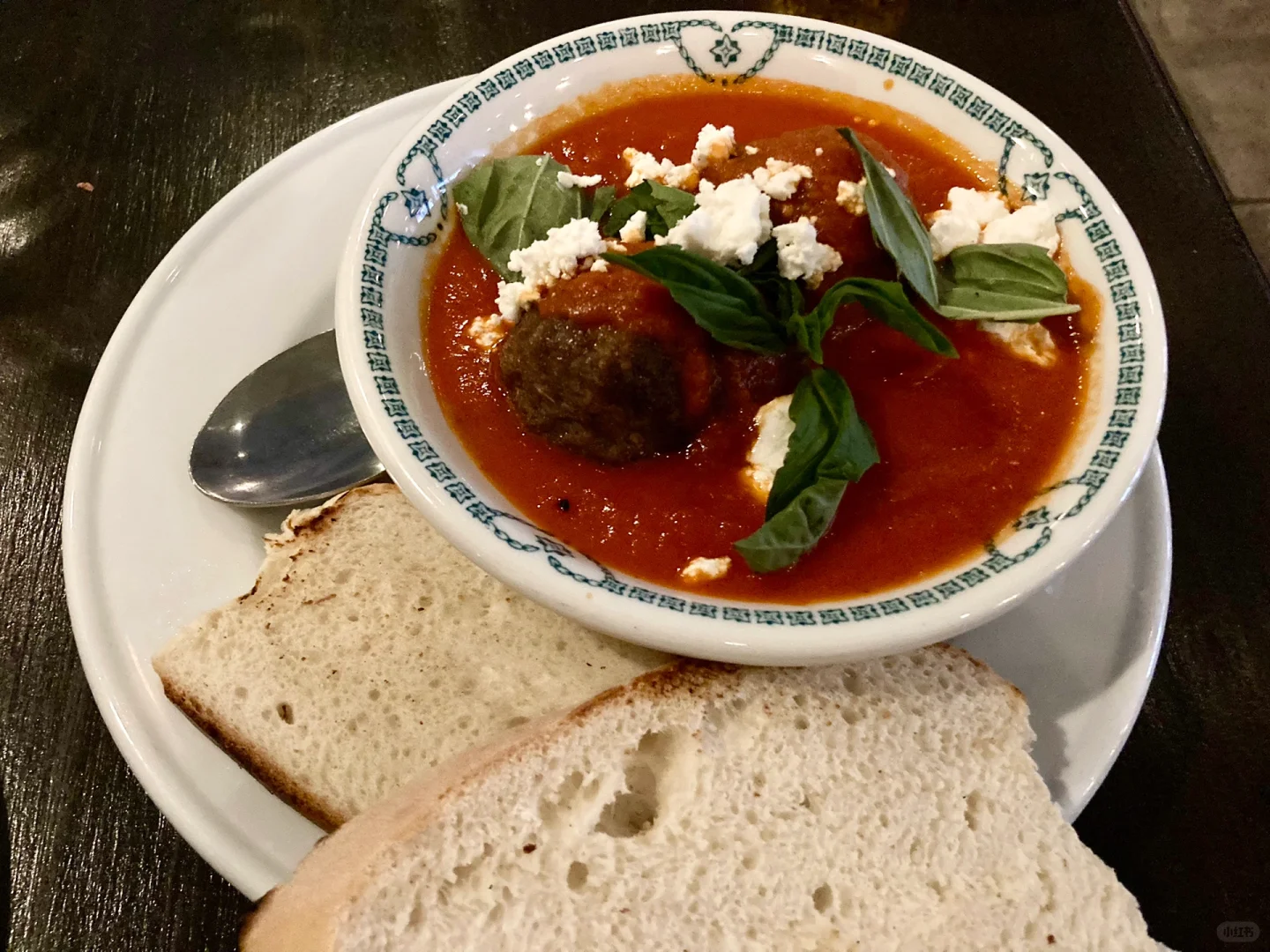 Chicago Nia: A Hidden Gem of Mediterranean Delights