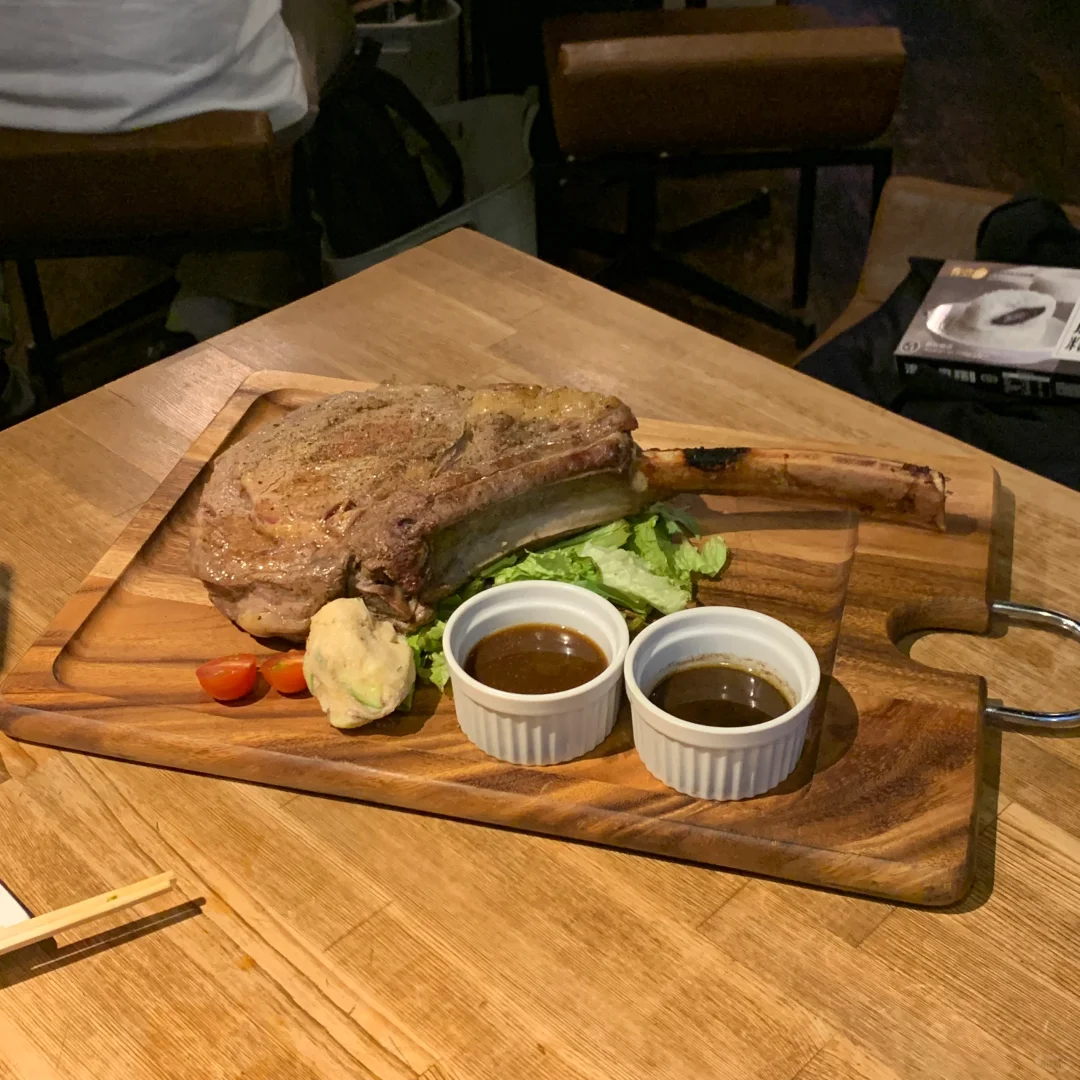Tomahawk Steak | Osaka Higashi-Umeda Foodie Spot
