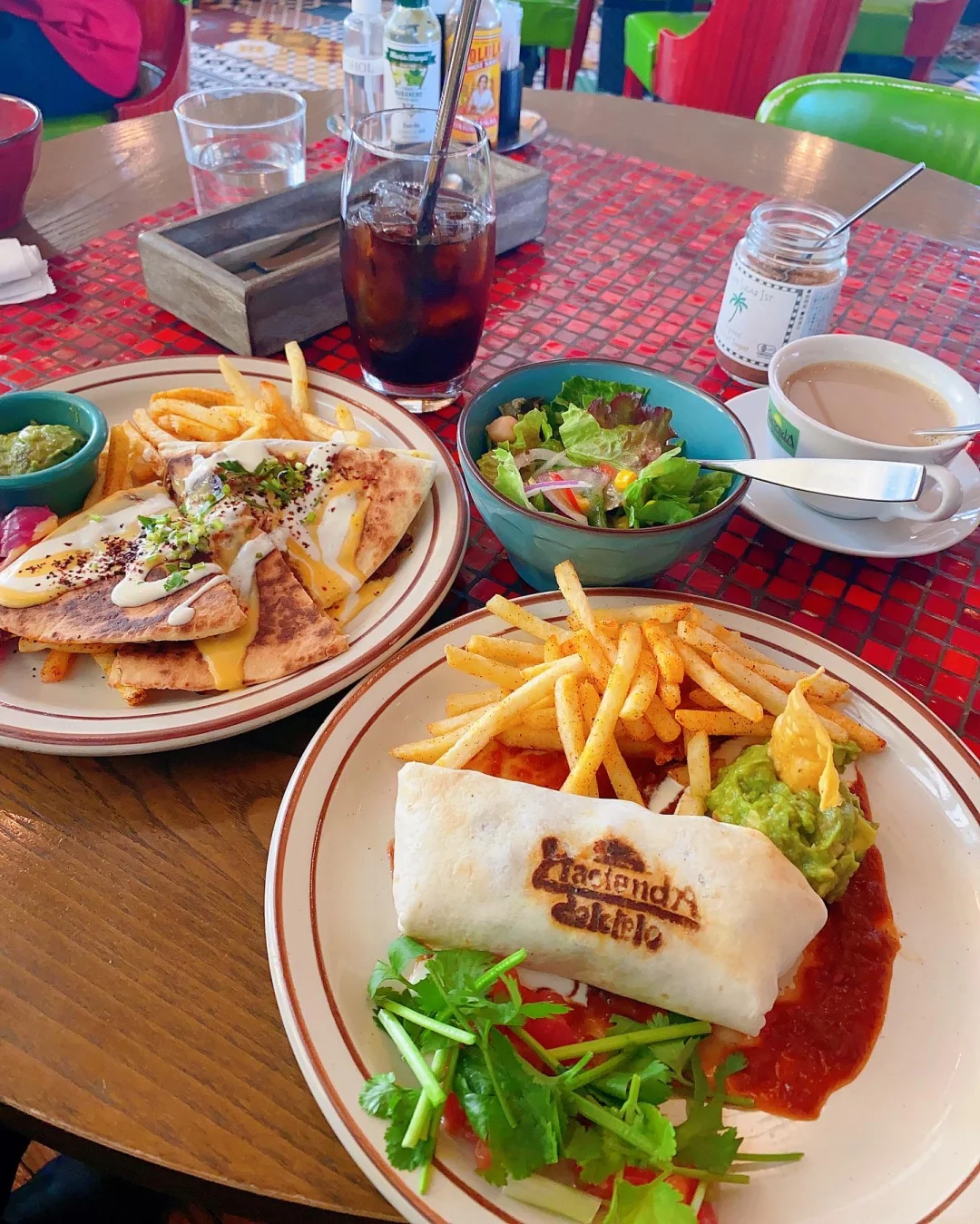 This Mexican Burrito in Daikanyama is 💥Bomb💥!!