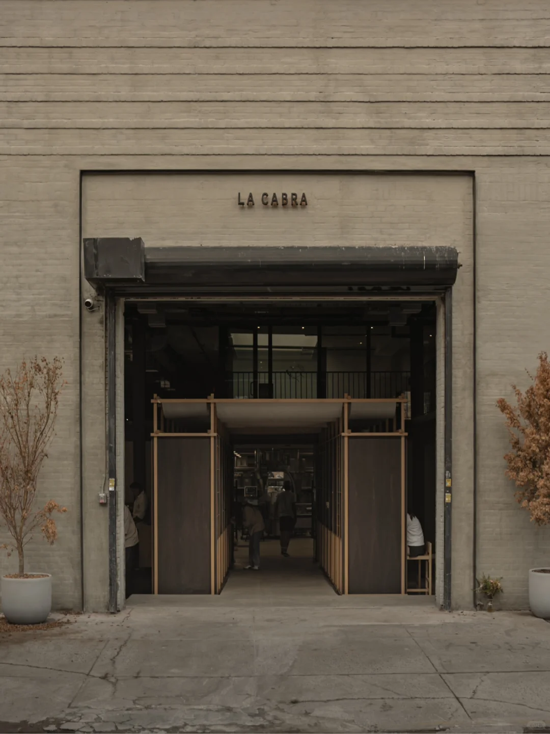 Brooklyn, New York | La Cabra Roastery: A Beautiful Morning Glow