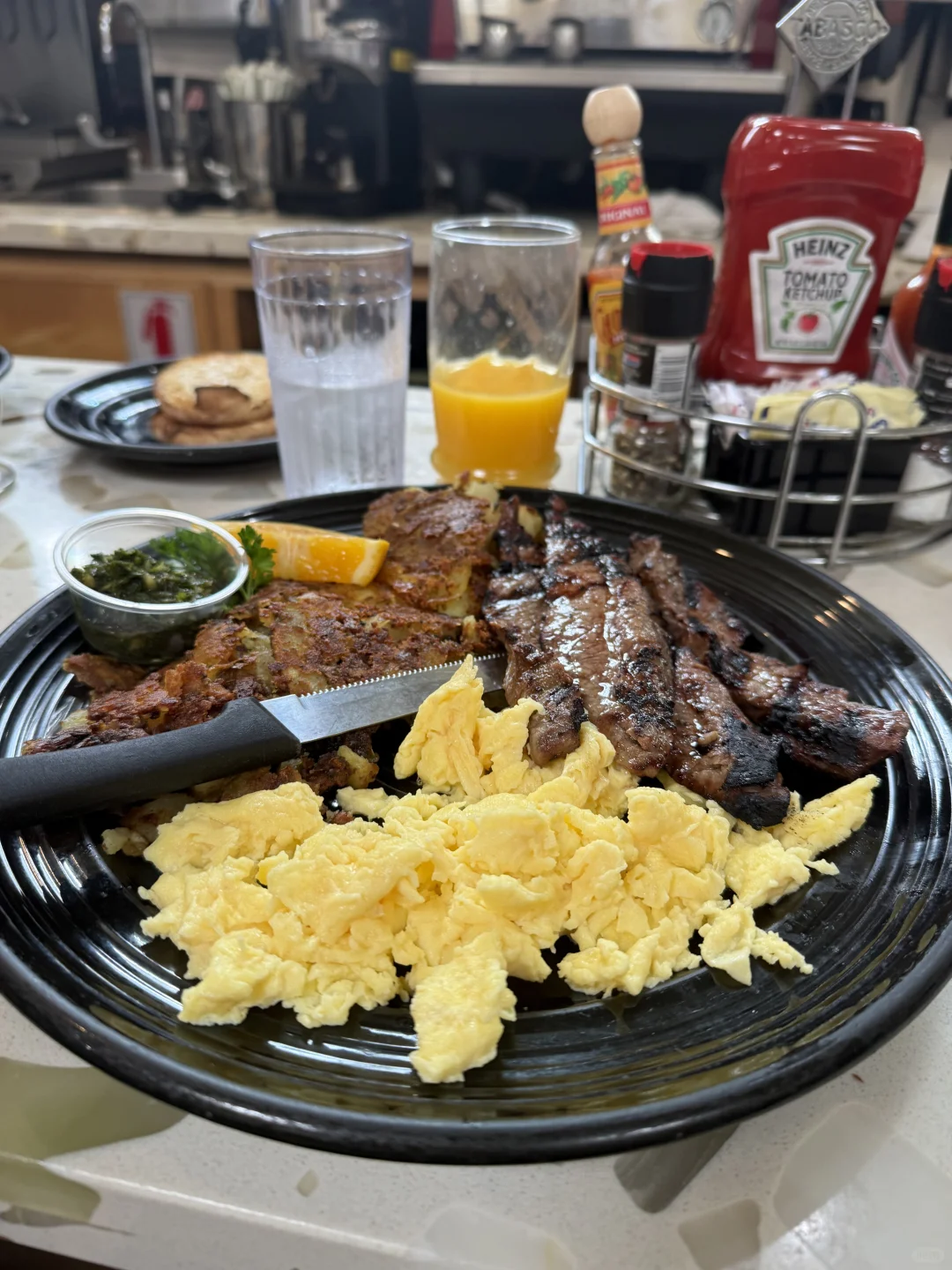 "Saturday Brunch in the Bay Area | A Local Cafe at the Foot of the Hills"