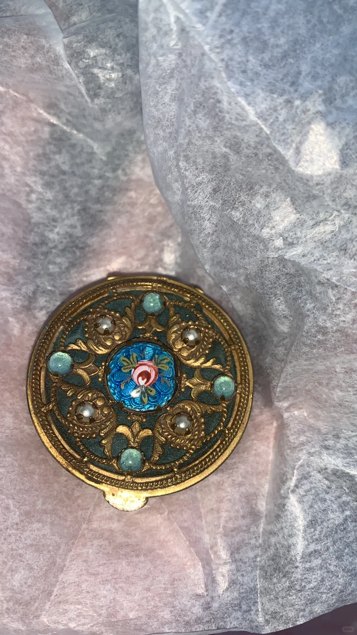 LA's Burbank Antique Market