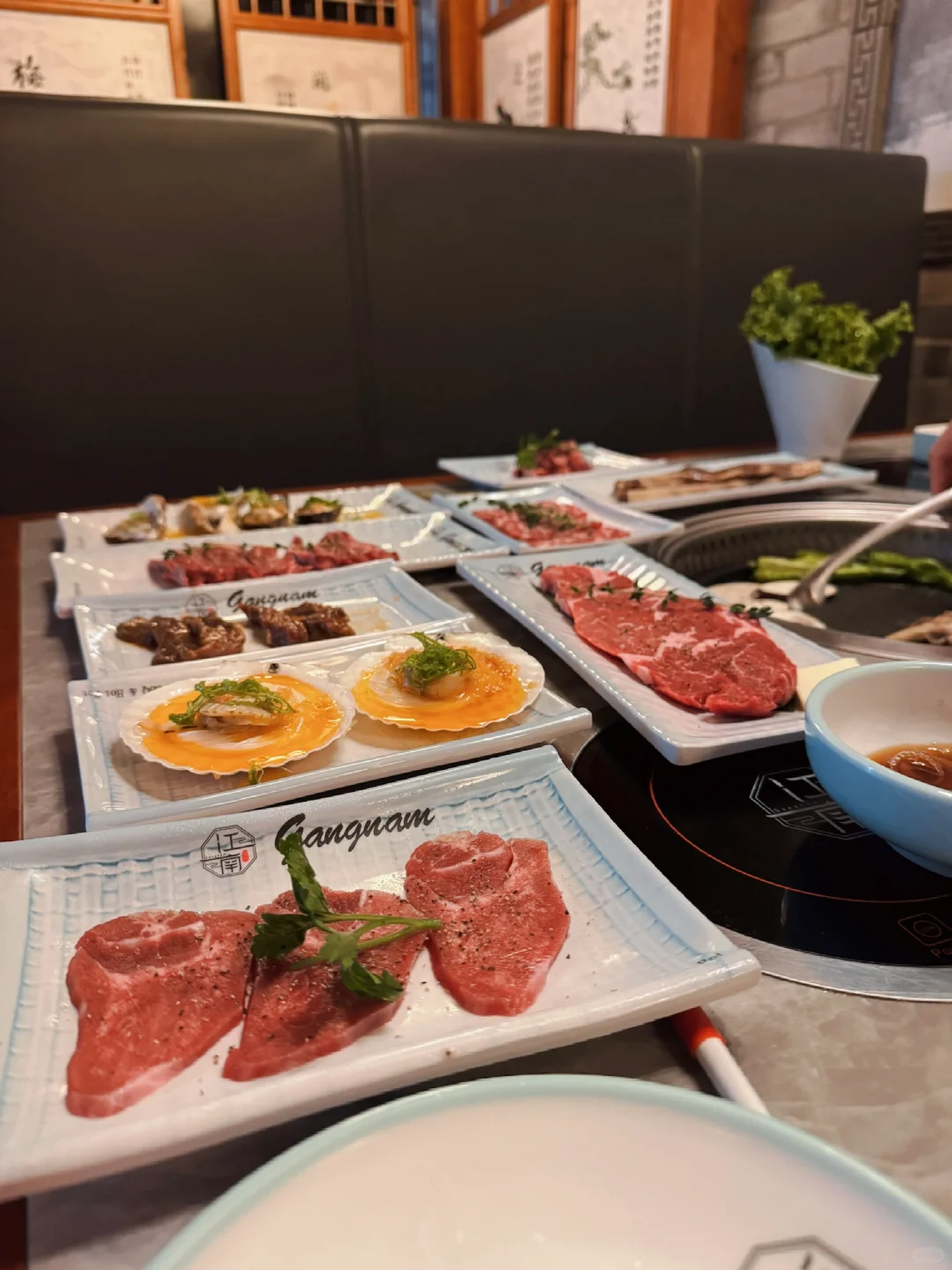 New York! Chinatown BBQ Buffet is So Good, It's Lit!