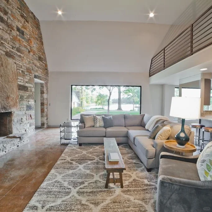 McA's Global Homestay Radar—Paradise