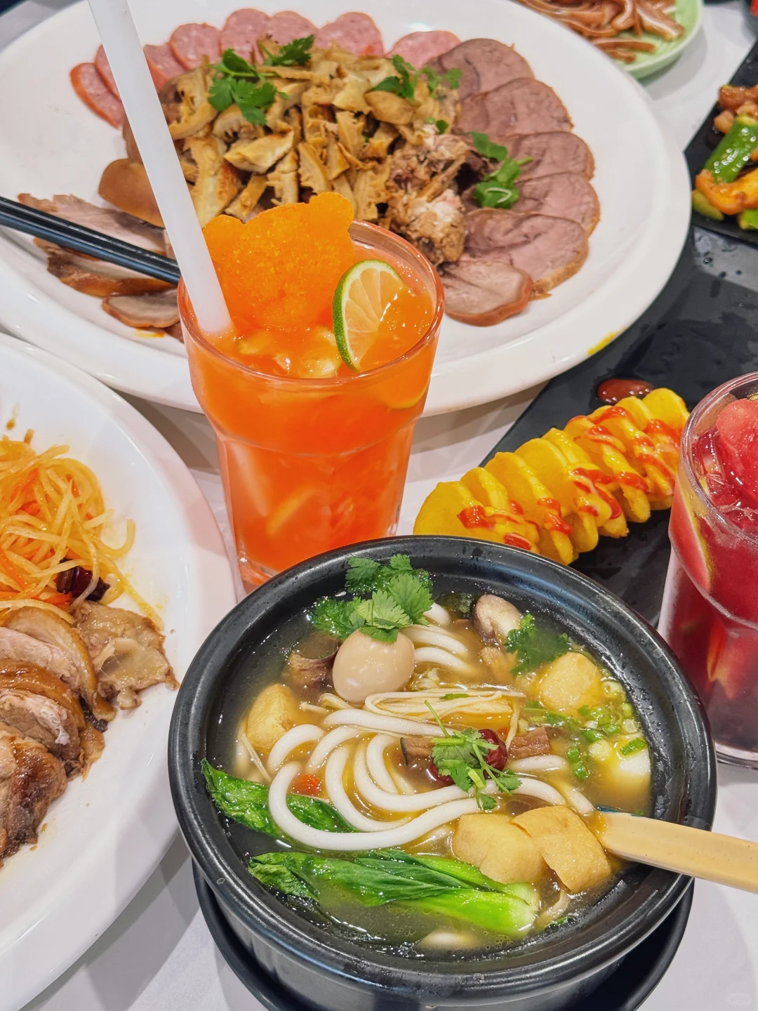 Bay Area finally has potato noodles! This Longjiang pork knuckle rice is absolutely delicious~