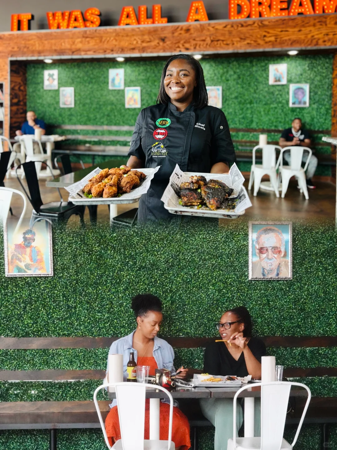 "U.S. Economy Booms: Restaurants in San Antonio Packed to the Brim, Tables Hard to Come By"