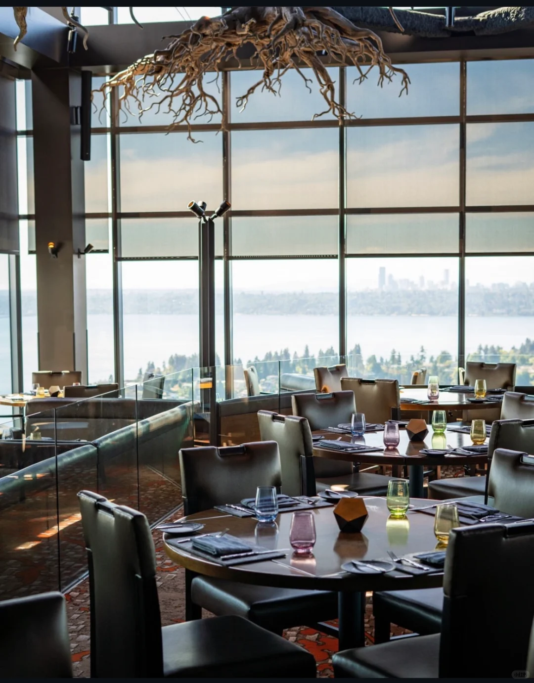 🇺🇸 Seattle’s Most Stunning Ambiance Restaurant