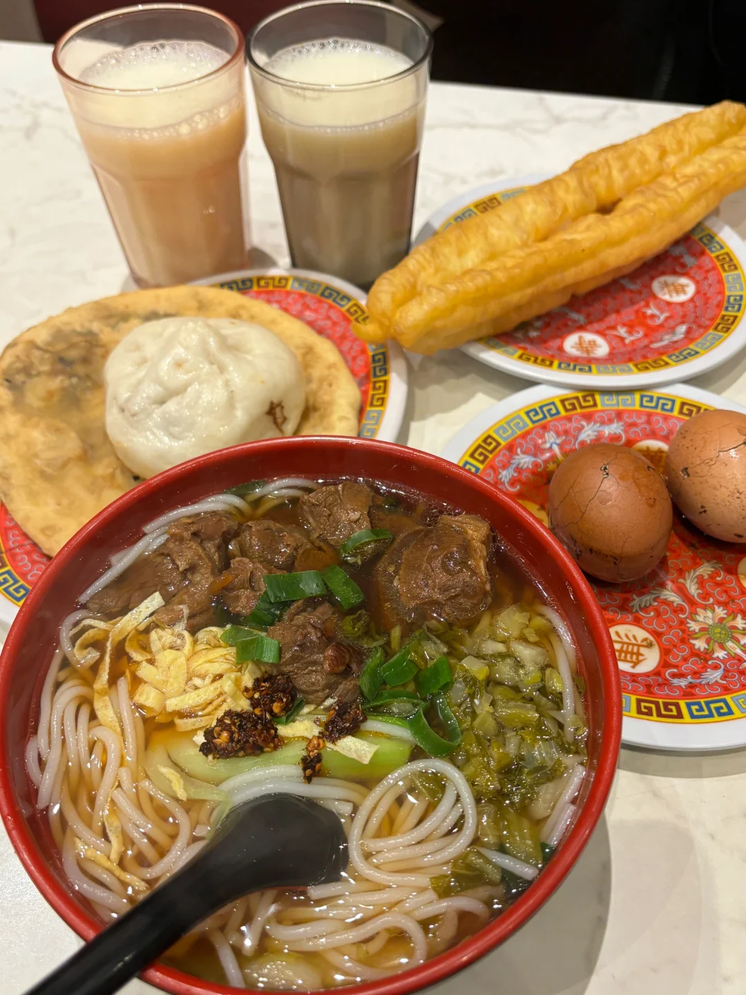 🇫🇷 How Does Paris Manage to Be Both Cheap and Delicious?!