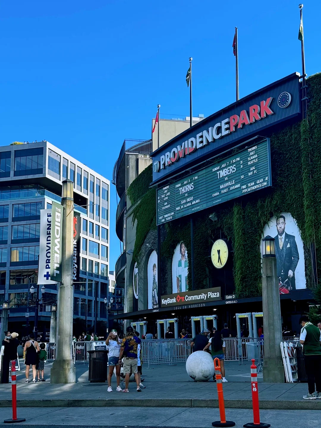 Ultra-Practical Portland New Year's Eve Guide for Type J Planners – No Overthinking! 🎉