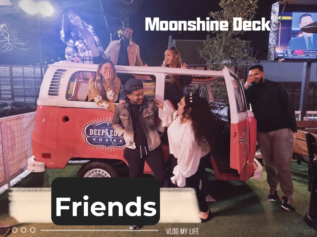 |Houston| The Ultra-Photogenic Bar Moonshine Deck