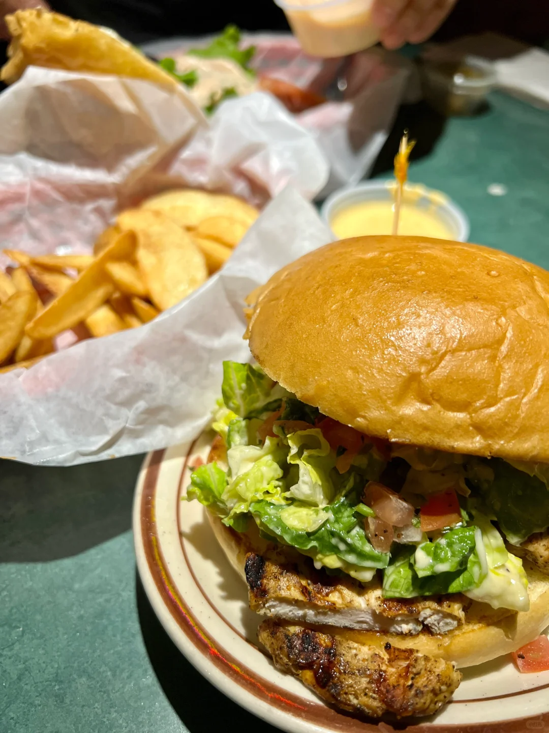 Denver's Overrated Burger Joint: The Cherry Cricket 🍔