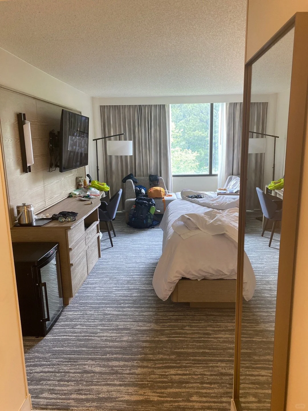 Atlanta Airport! With Free Shuttle Service! And Unbelievably Affordable!