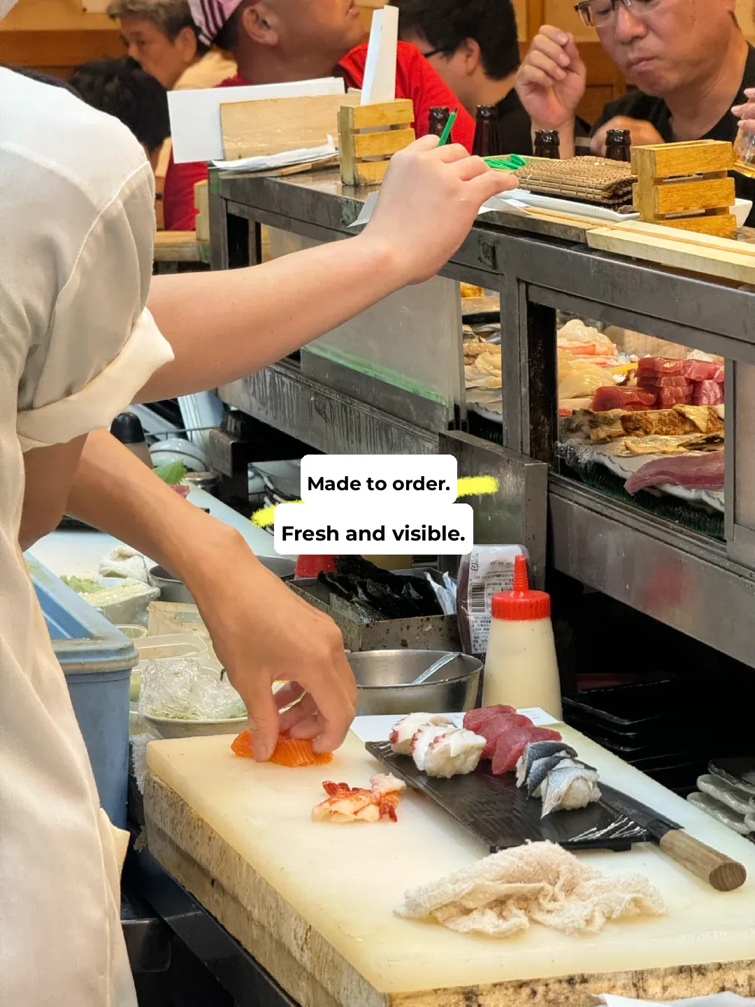 🍣Osaka Tsutenkaku🏯50 Yen Sushi for Broke Travelers🍱