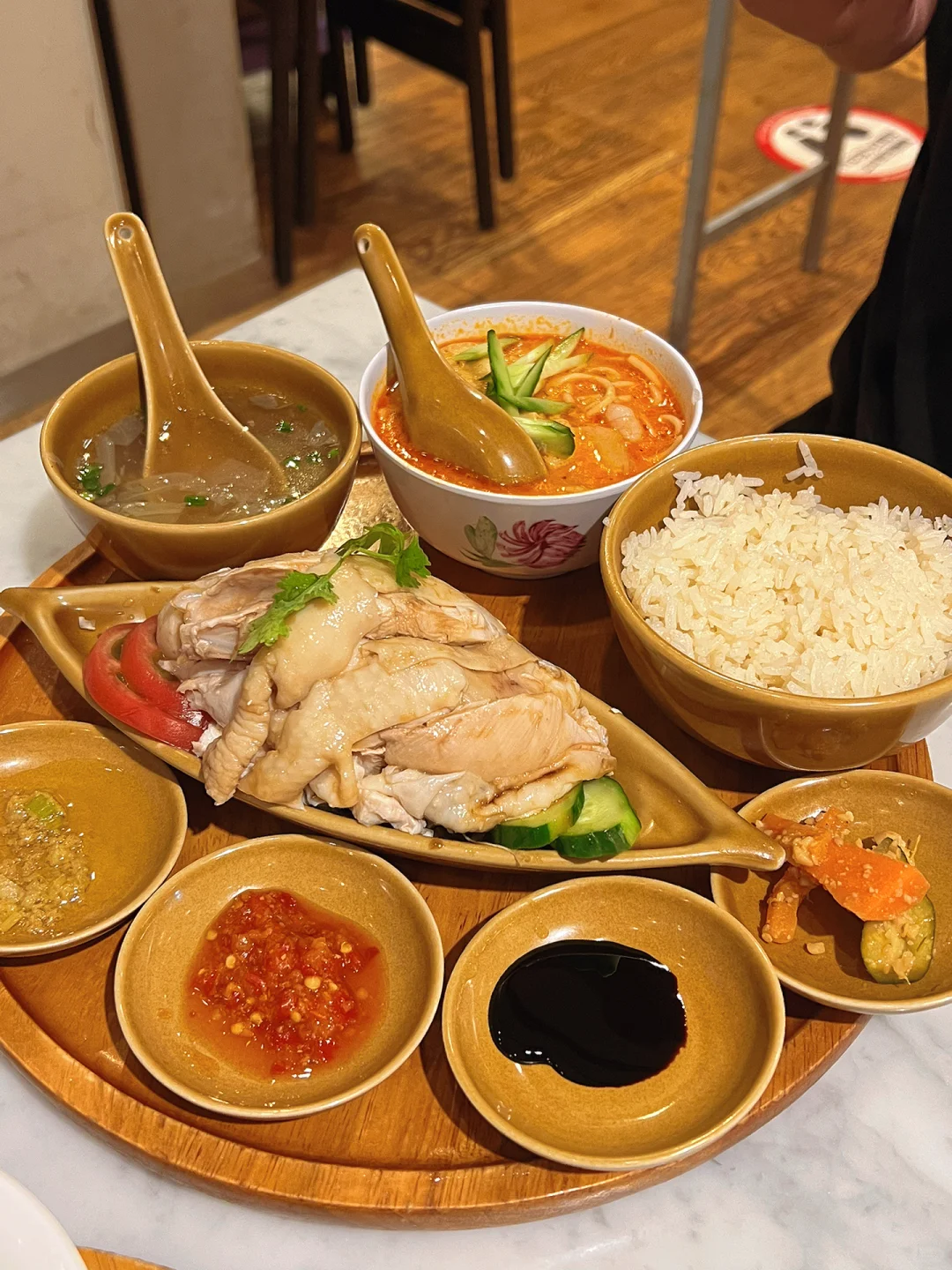 🇯🇵 Nihonbashi Hainanese Chicken Rice 🐔🍚 Time to Dine Right!