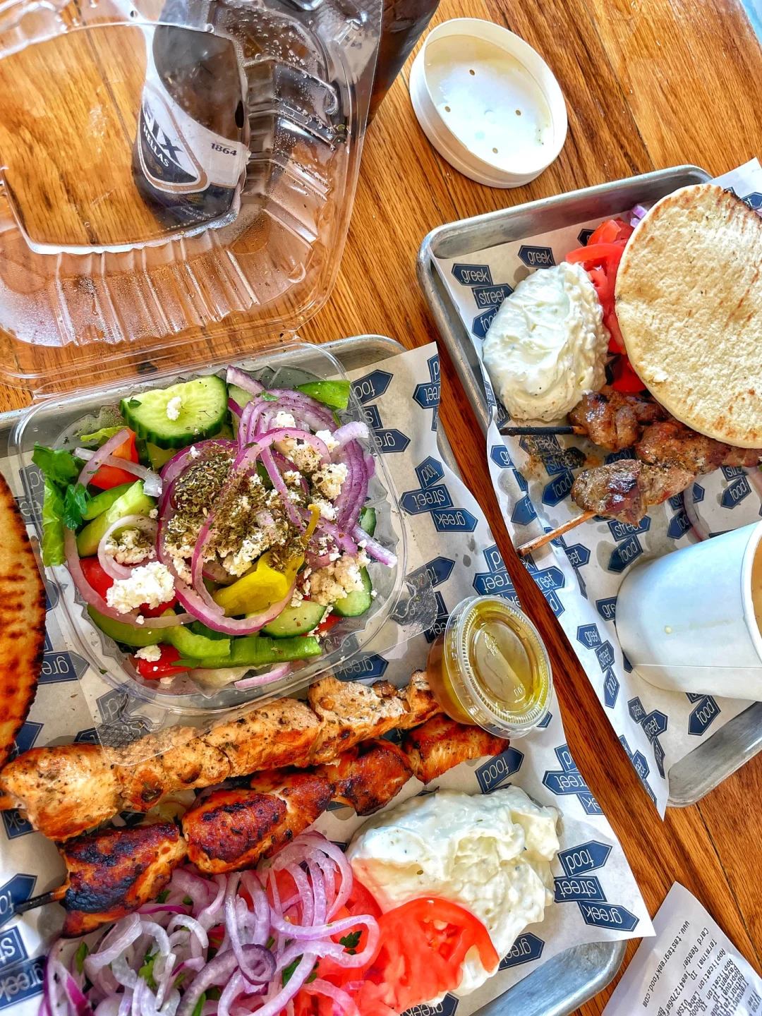 "Chicago's Greek Street Food: A Taste of Greece on the Go"