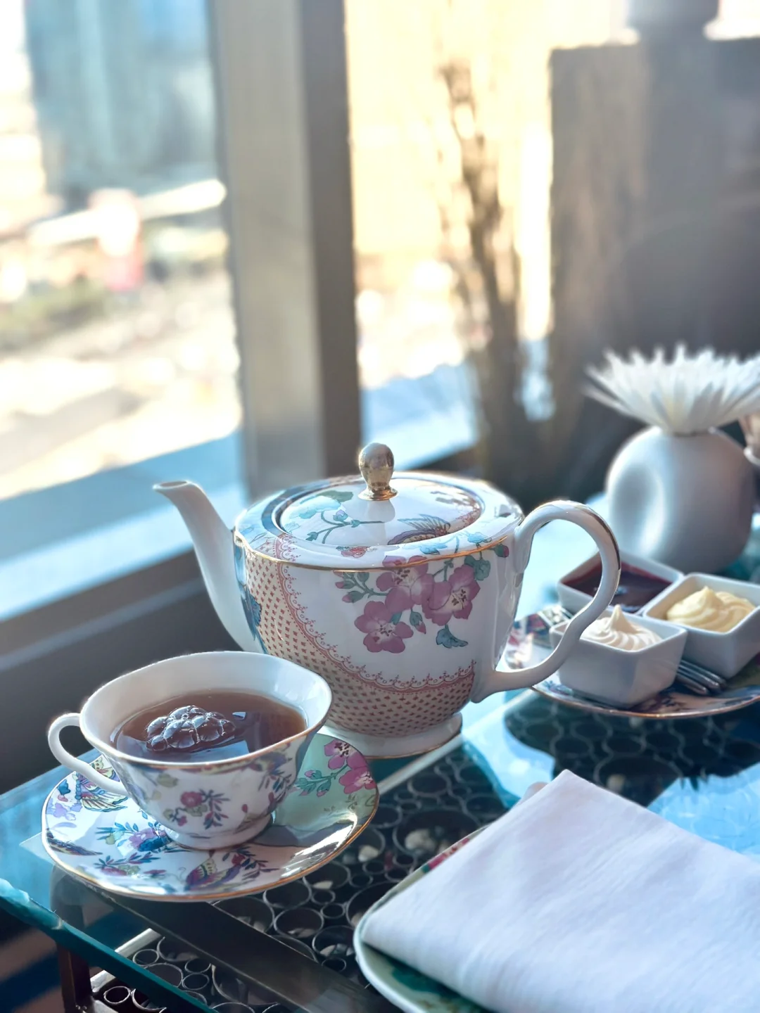 Afternoon Tea at the Waldorf in Las Vegas 🫖