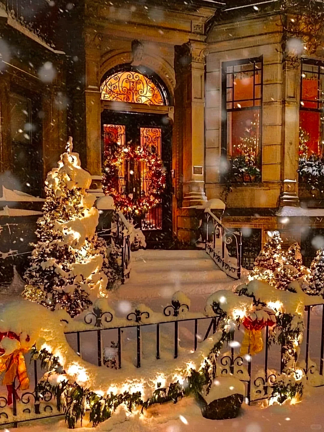 Experience the Ultimate NYC Apartment Stay 🎄 Make This Christmas a Romantic Getaway in New York