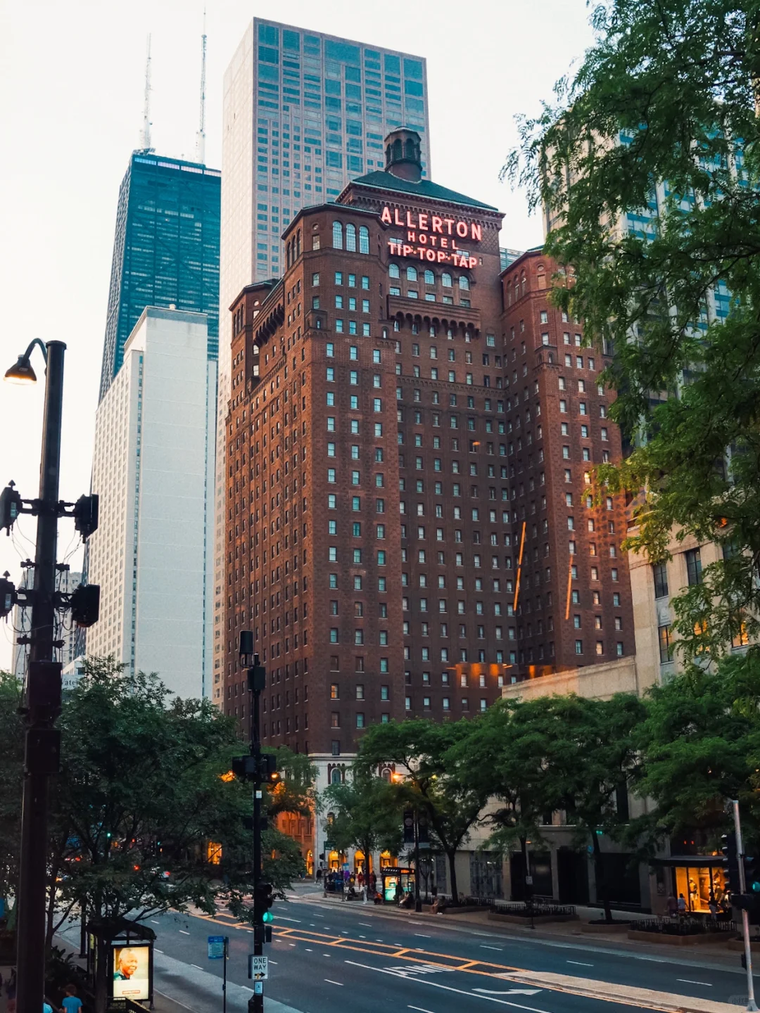 Chicago - Allerton Hotel