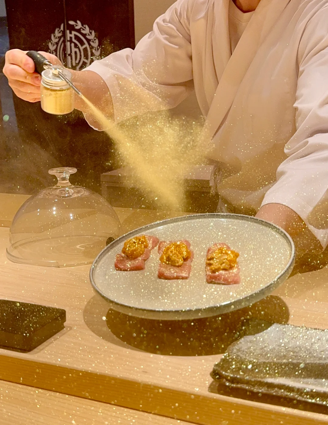Real Talk! The Gold-Flake Omakase in Osaka's Hottest Spot is Totally Worth It