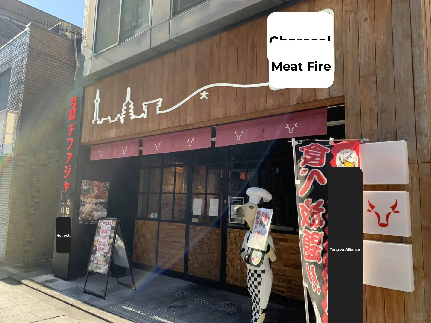 A Solo-Friendly BBQ Joint Where You Won't Feel Awkward Eating Alone