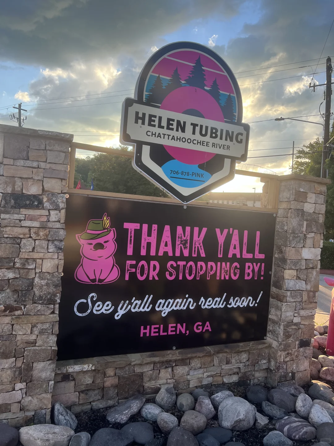 Dining at Pink Pig in Helen Town is Absolutely Delightful!