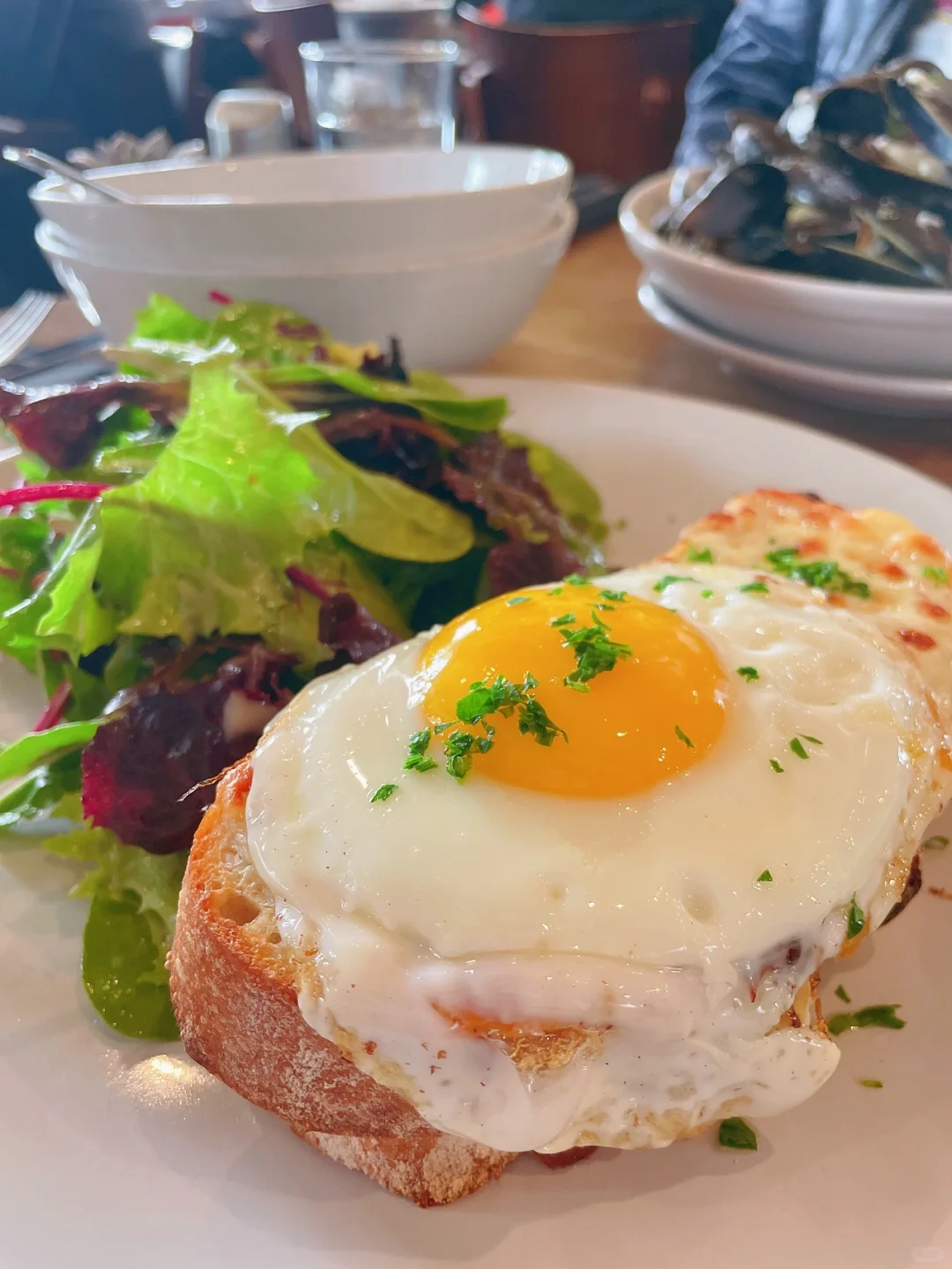 Sausalito Town Near San Francisco | A French Restaurant Hidden in a Garage