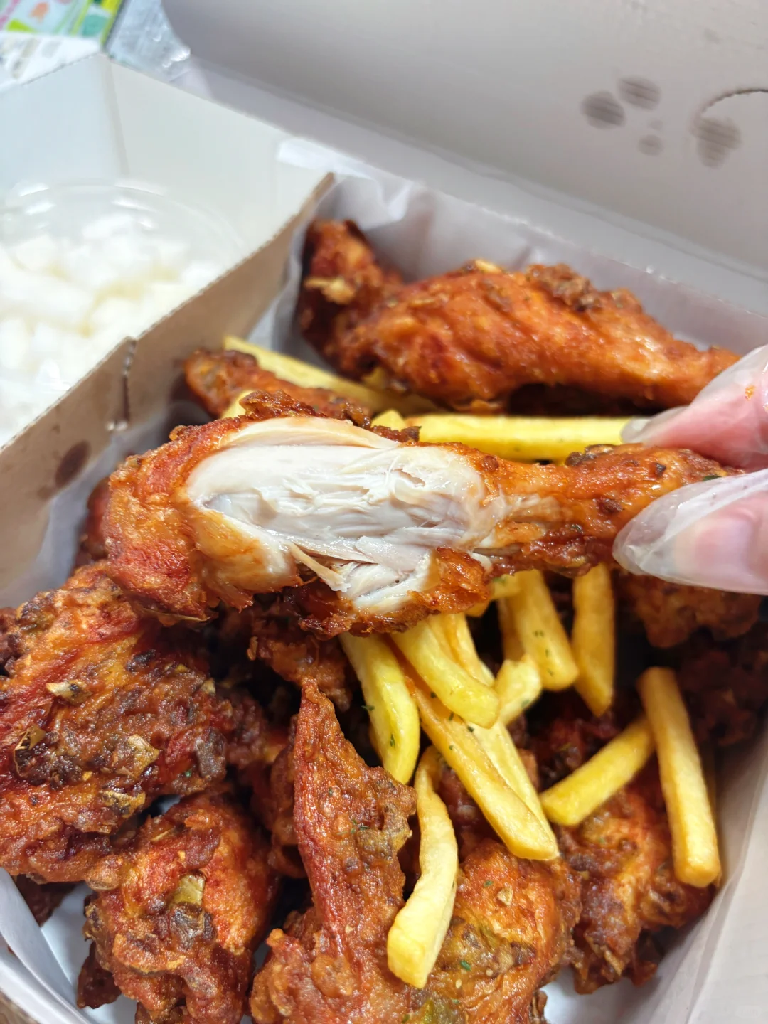 🇯🇵 Nostalgic Fried Chicken Flavor Found in Shin-Okubo's Korean Town
