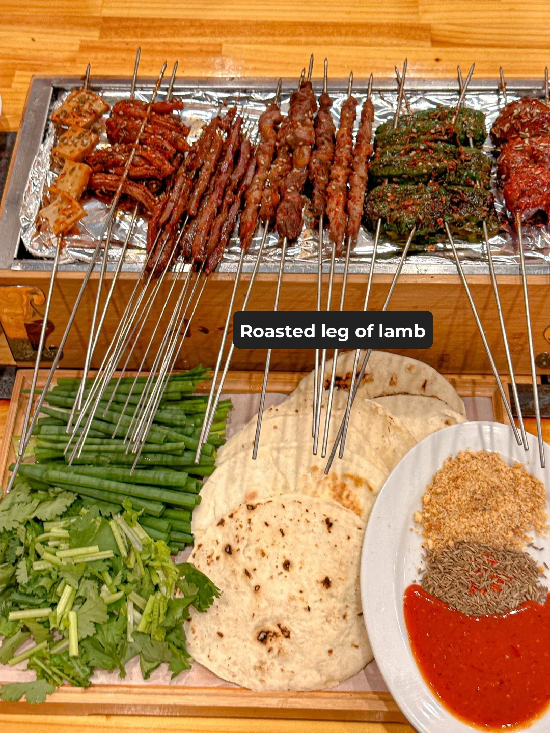 Finally got to try Zibo BBQ in Tokyo 🇯🇵 and it was absolutely delicious! 😭🔥