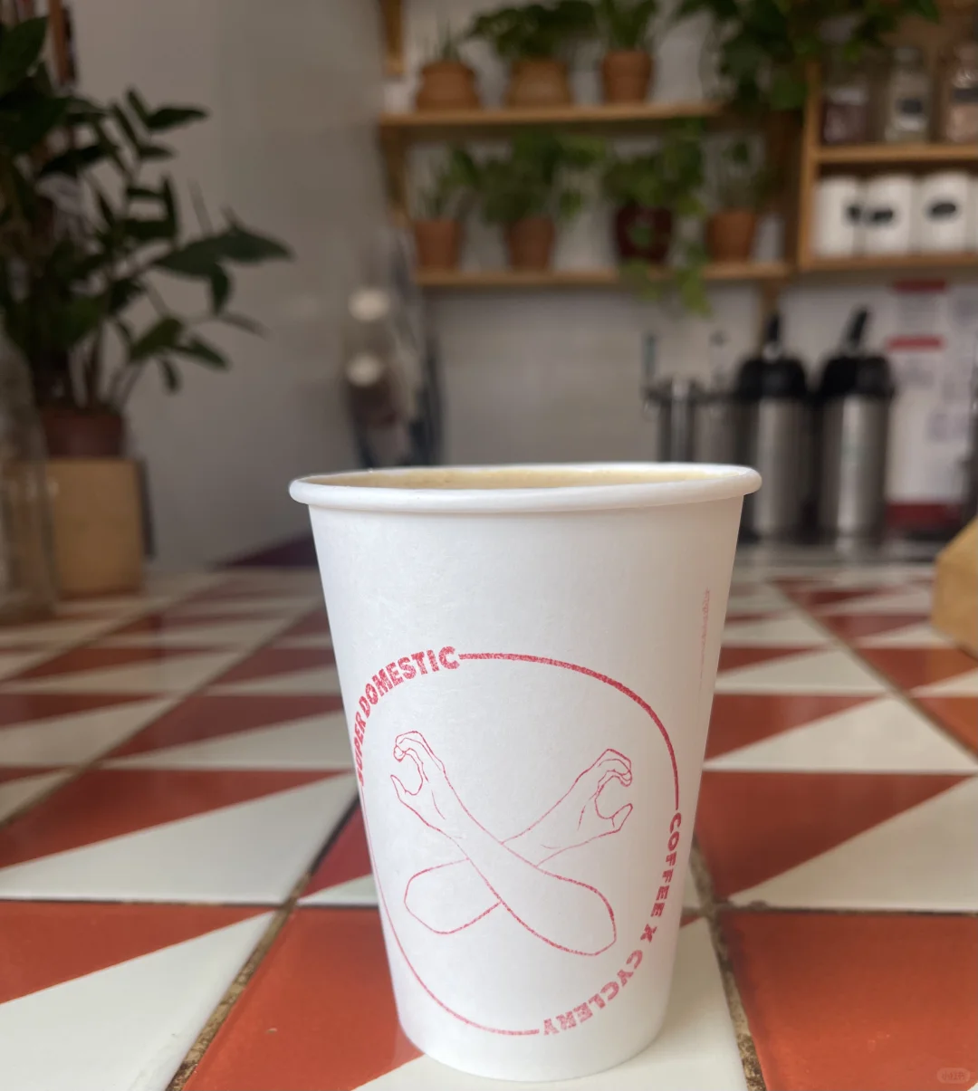 Cozy Bagel Spot for Sipping Sweet Coffee ☕️ | Culver City