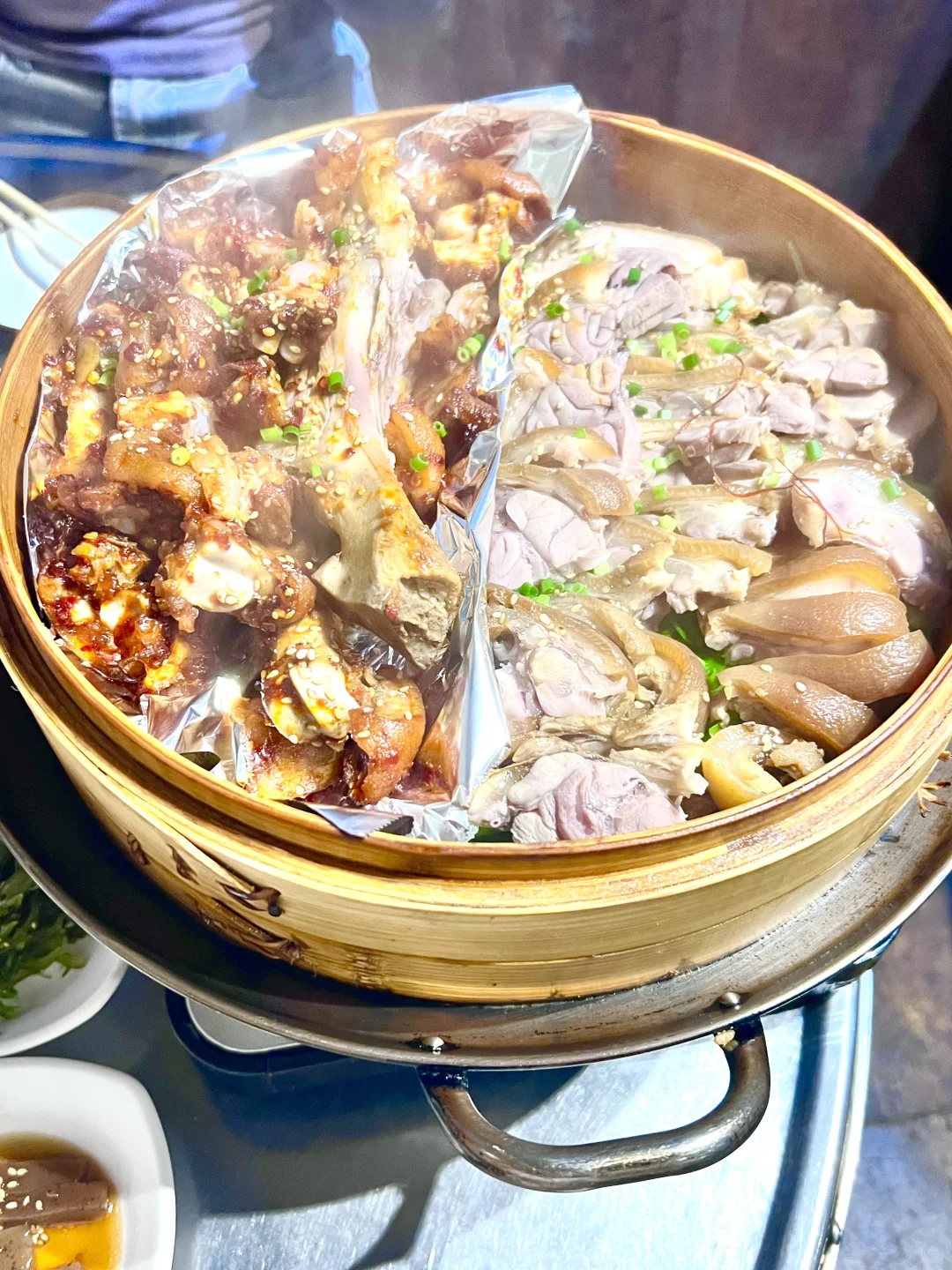 Shin-Okubo/Korean BBQ Pork Trotters