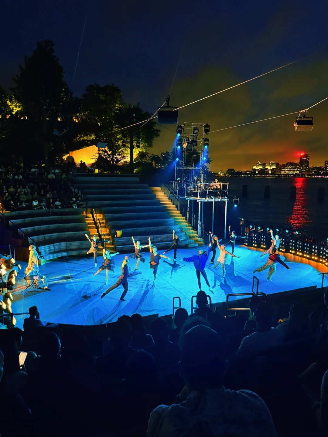 Top Spots in NYC's Manhattan for a Night Out: Free Ballet, Music, and Stage Shows