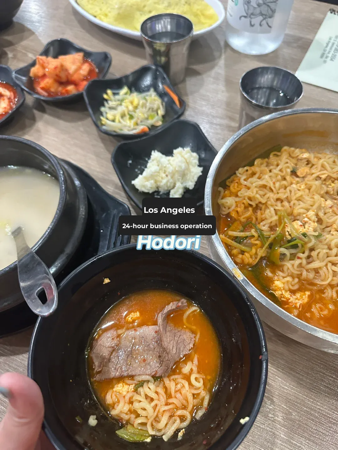 The Only Two 24/7 Eateries in LA