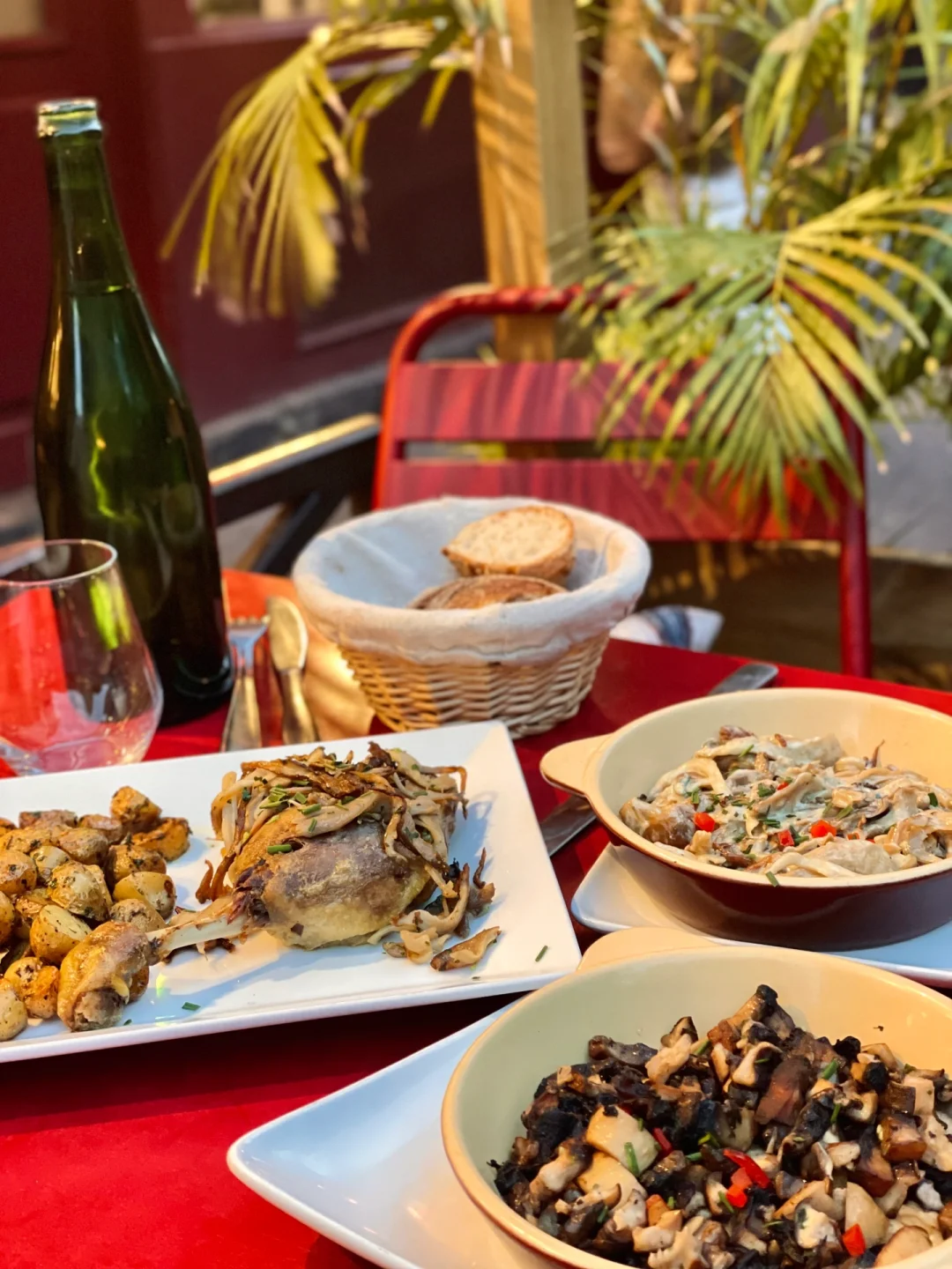 🇫🇷 This Mushroom-Loving Spot in Paris 🍄 is Totally Worth a Visit