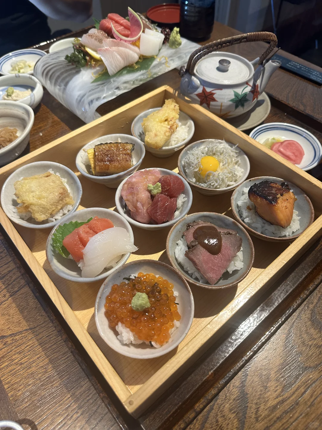 Tokyo Ikebukuro's Super Yummy 9-Grid Seafood Bowl