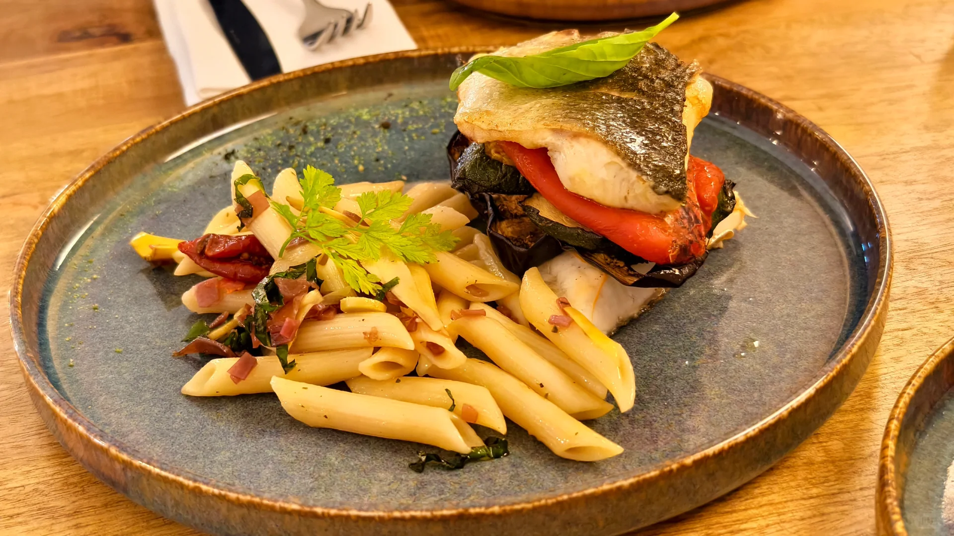 Dining Near the Invalides: No Reviews, No Prices, Not a Total Bust