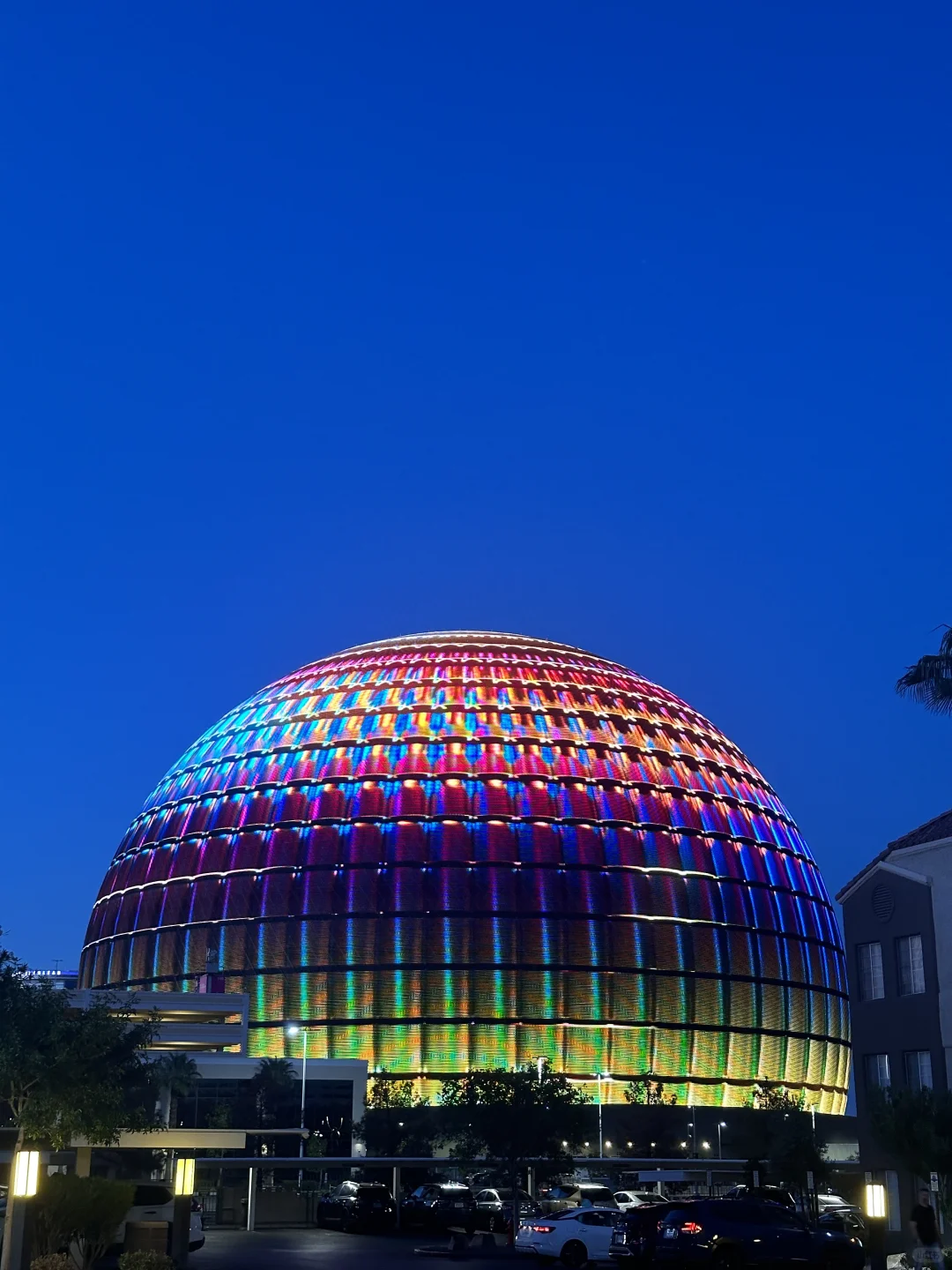 Vegas Hotels Spill the Tea