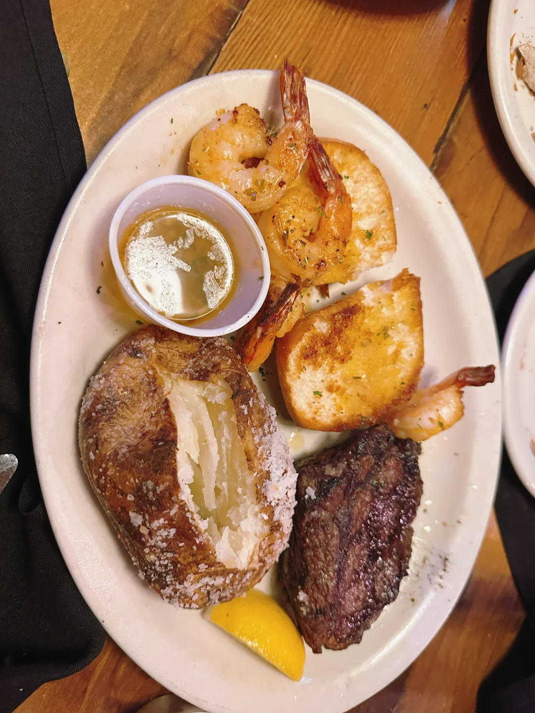 Dining at Texas Roadhouse in Chicago with My Parents