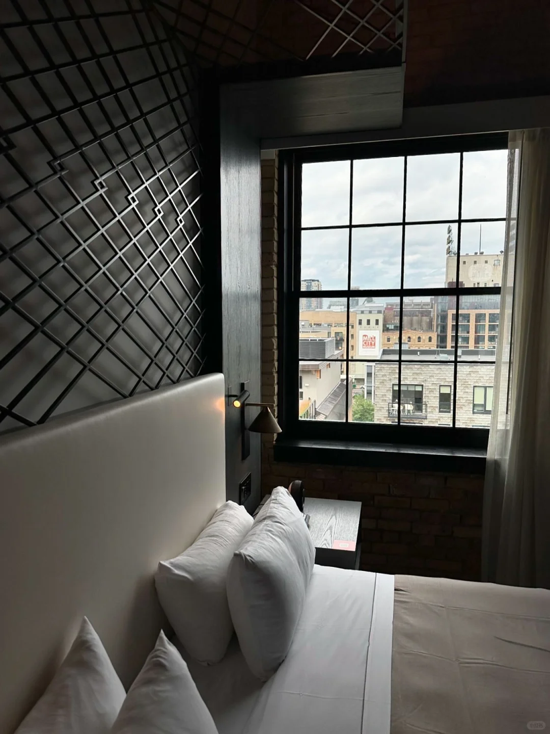 "Downtown Minneapolis! Stayed at an Amazing Hotel Without Breaking the Bank!"
