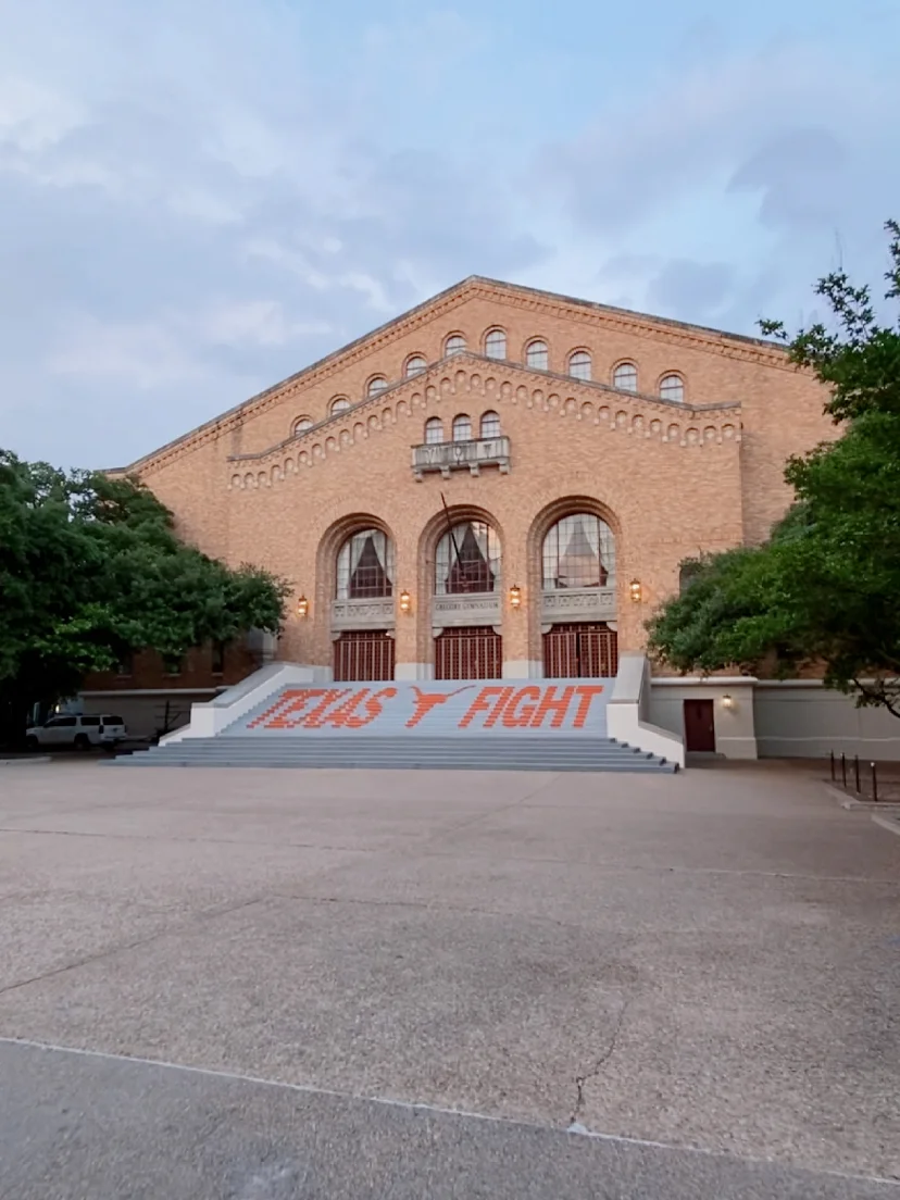 UT Austin | Fitness and Social Hub - Gregory Gym