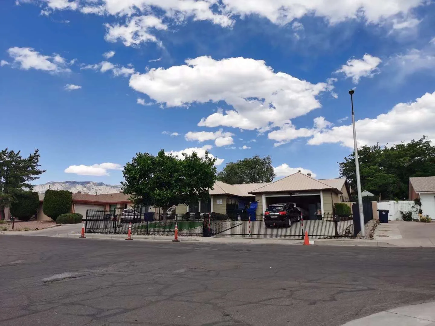 Visiting Walter White's House from "Breaking Bad"