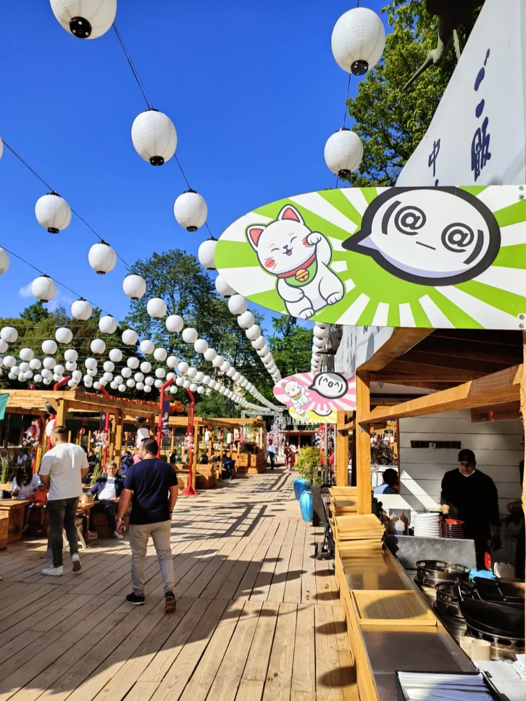 Eiffel Tower Budget Japanese Street Food Pop-Up Bar & Restaurant: Hanami Edition