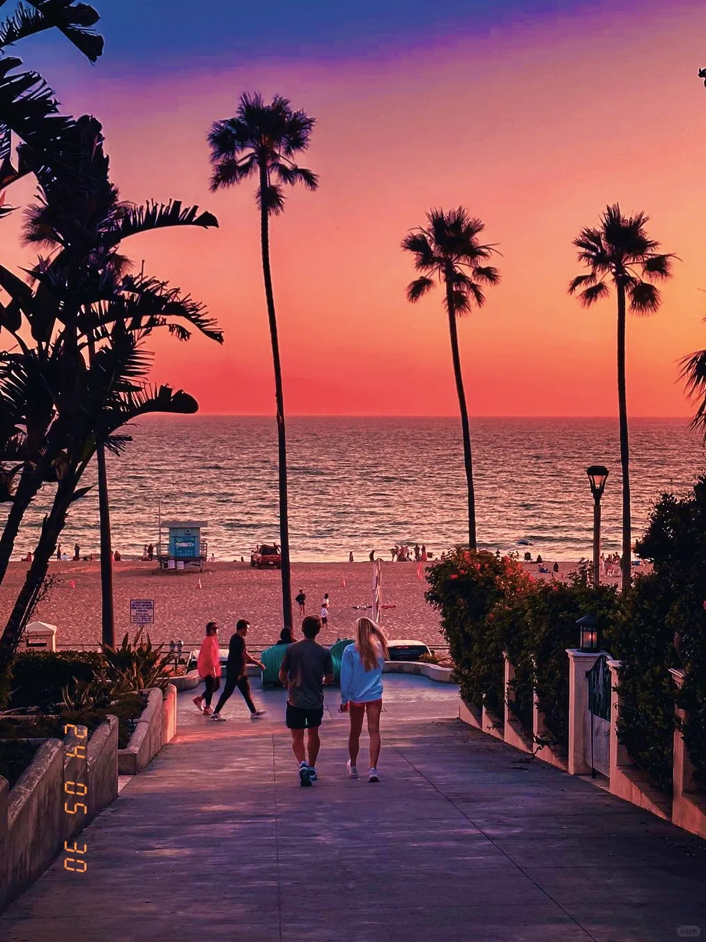 6 Must-Visit Sunset Beaches in LA, Tag Your Crush and Go!