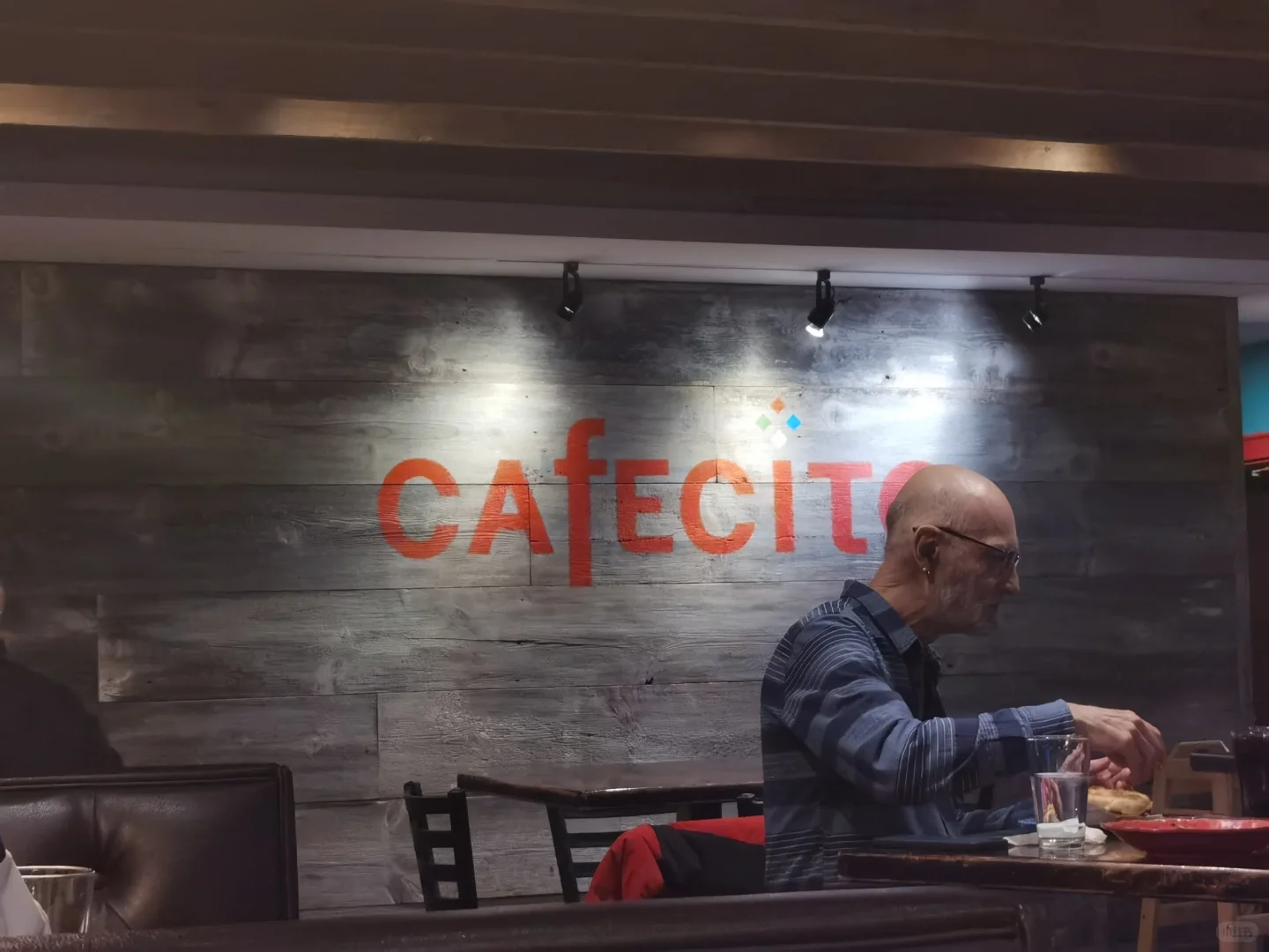 Affordable Cuban Restaurant in Chicago Downtown | Cafecito
